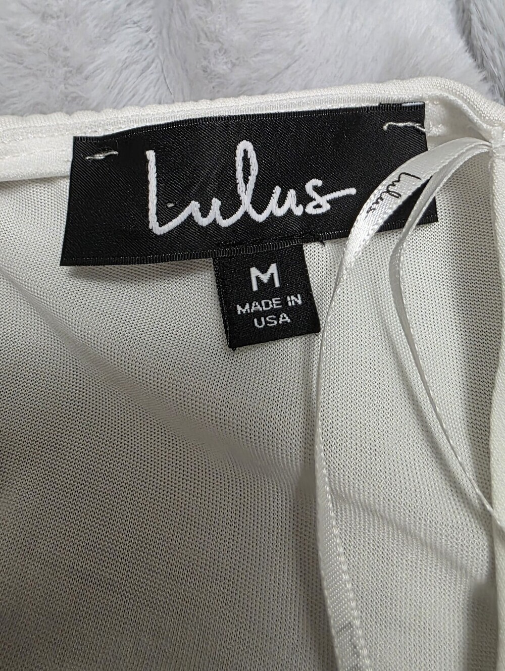 Lulu's Ivory Long-Sleeve Bodysuit NWT Size M - Picture 11 of 12